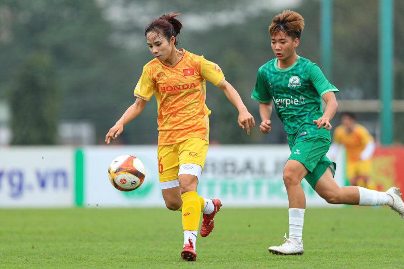 Ngày 2/4, đội tuyển nữ lên đường tham dự vòng loại Olympic