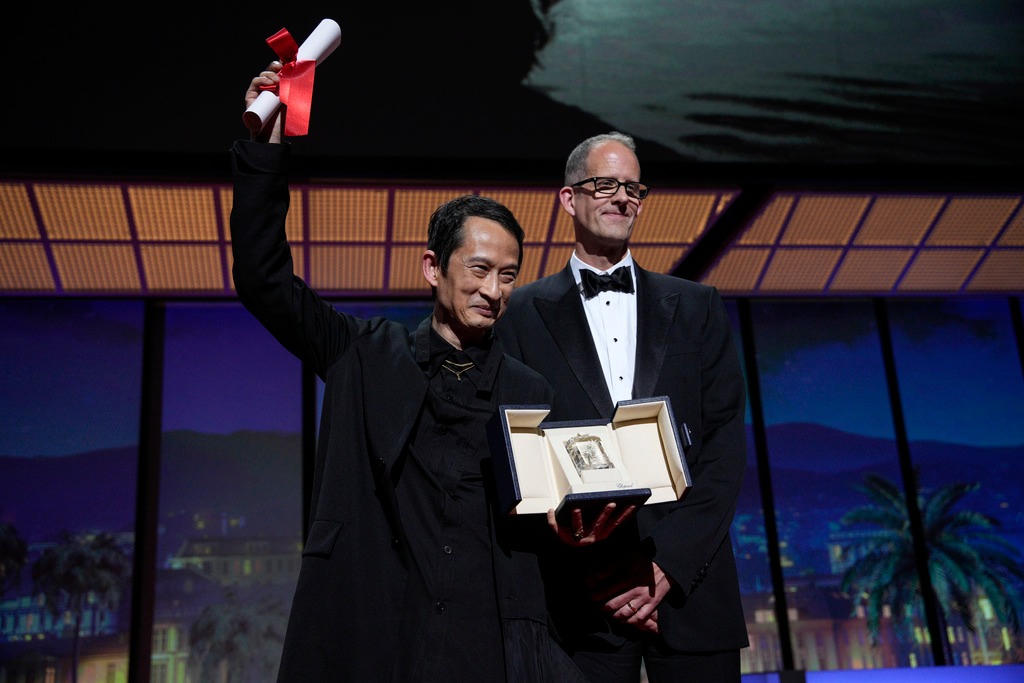 Đạo diễn Phạm Thiên Ân và Trần Anh Hùng đoạt giải thưởng lớn tại Cannes 