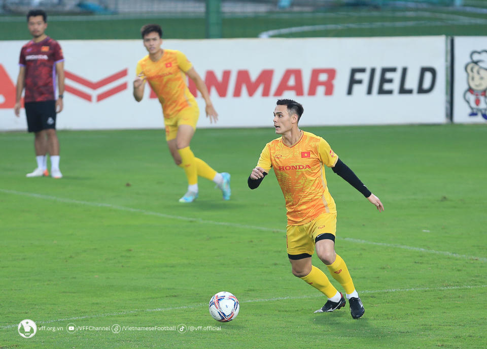 Người hâm mộ bất ngờ khi Thành Chung bị loại