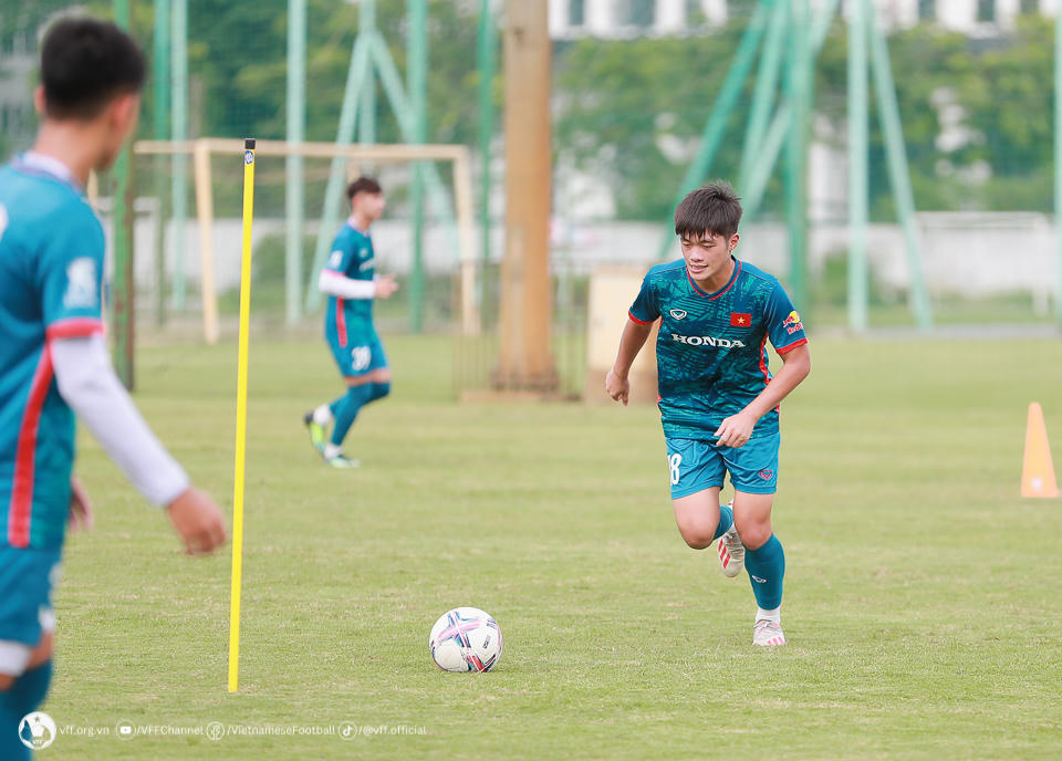 Quốc Việt đặt mục tiêu cao tại giải U23 Đông Nam Á