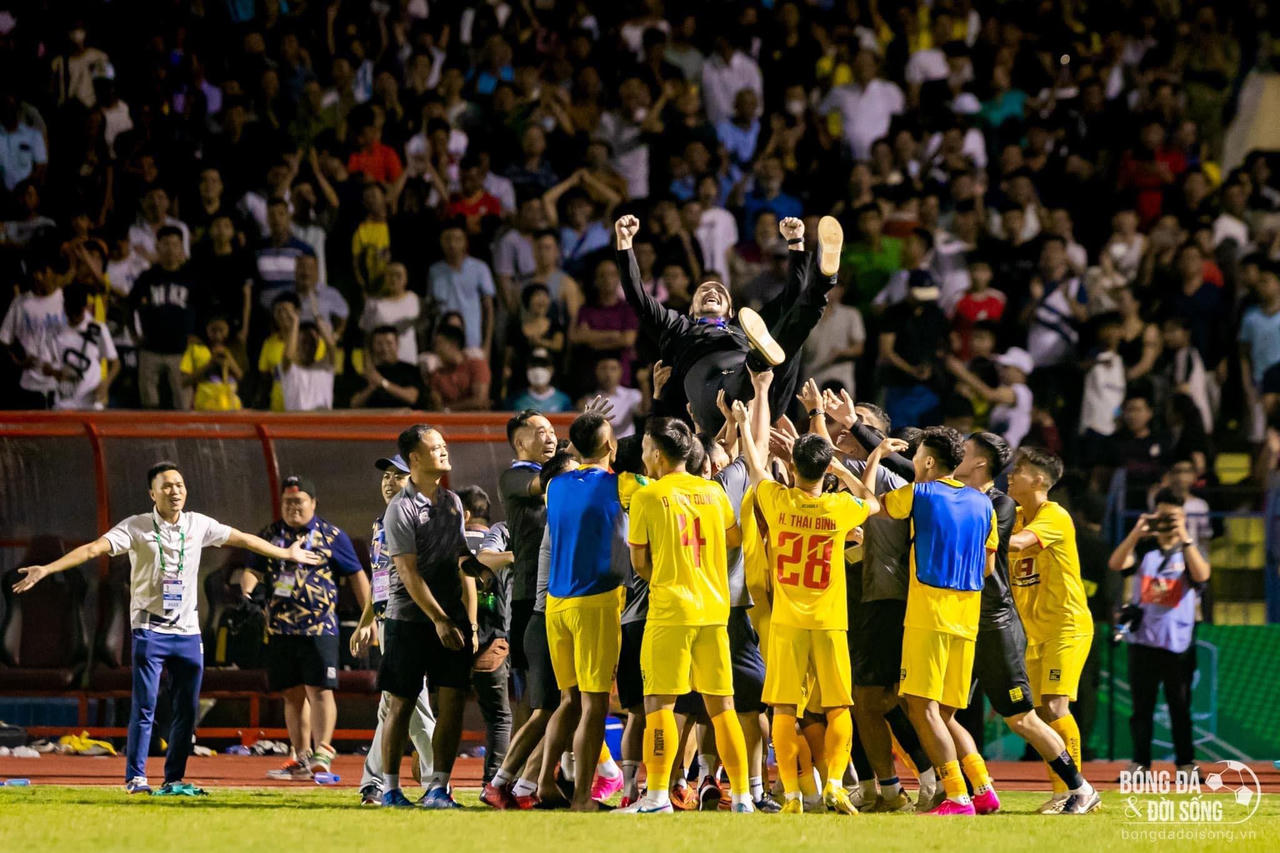 Chung kết Cúp Quốc Gia: Thanh Hoá vô địch sau loạt "đấu súng" 11m