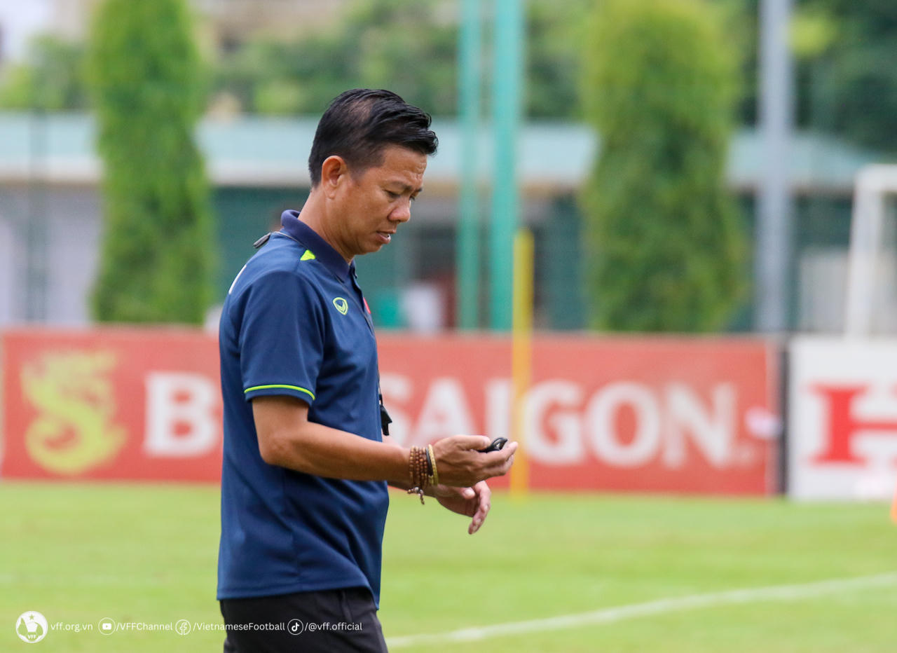 Olympic Việt Nam lên đường sang Hàng Châu