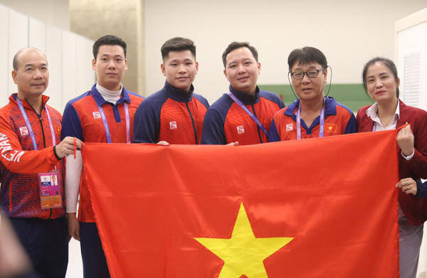 ASIAD19: Xạ thủ Ngô Hữu Vương xuất sắc giành HCB 