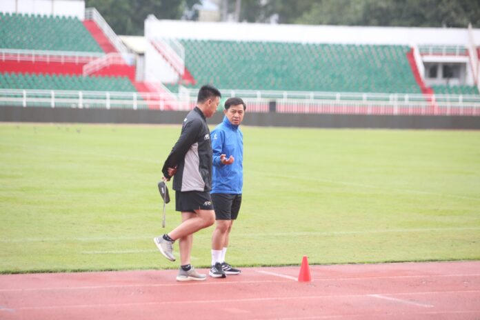 Các trọng tài đủ thể lực chuẩn bị cho V.League 2023/24