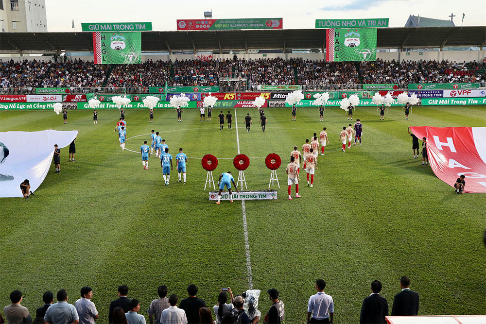 Vòng 2 V.League 2023/24: Khách lấn át chủ