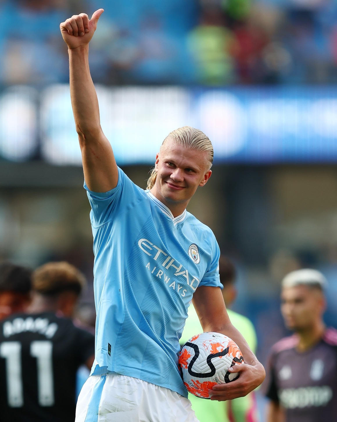 Messi lần thứ 8 giành Quả Bóng Vàng 