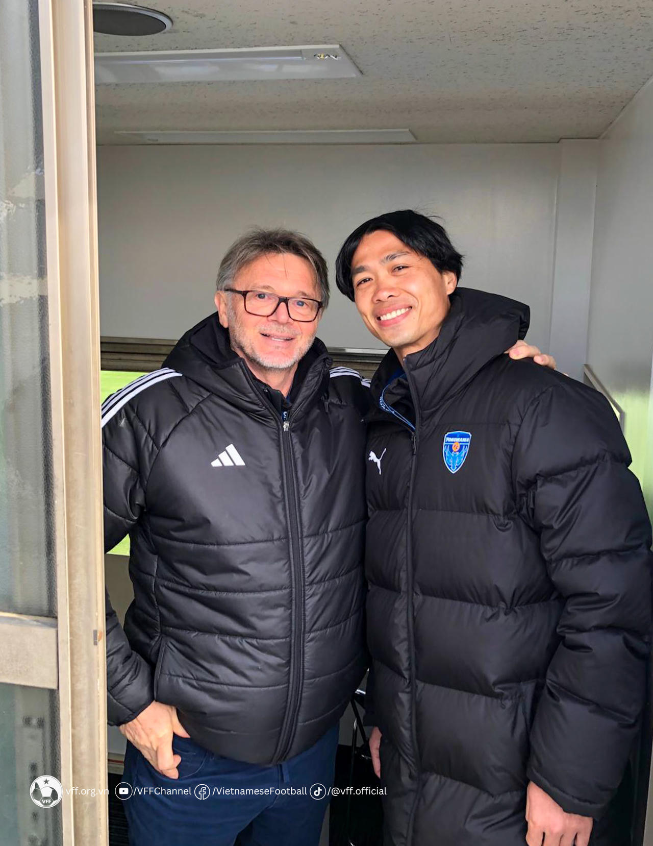 Ông Philippe Troussier bất ngờ gặp Công Phượng ở Nhật Bản 