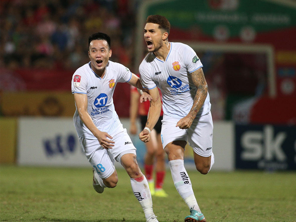  V.League 2023/24: Sức nóng ở Thiên Trường