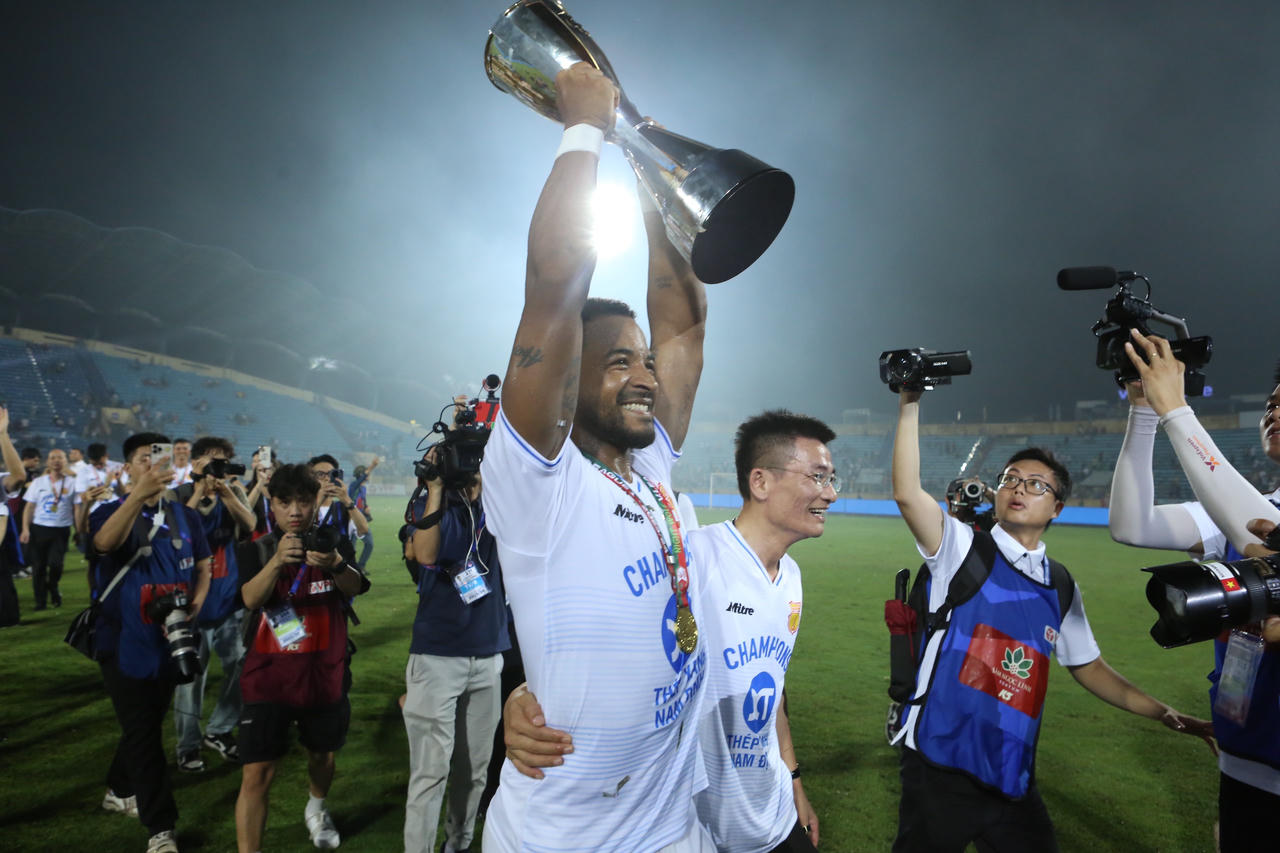  Thép Xanh Nam Định vô địch V.League