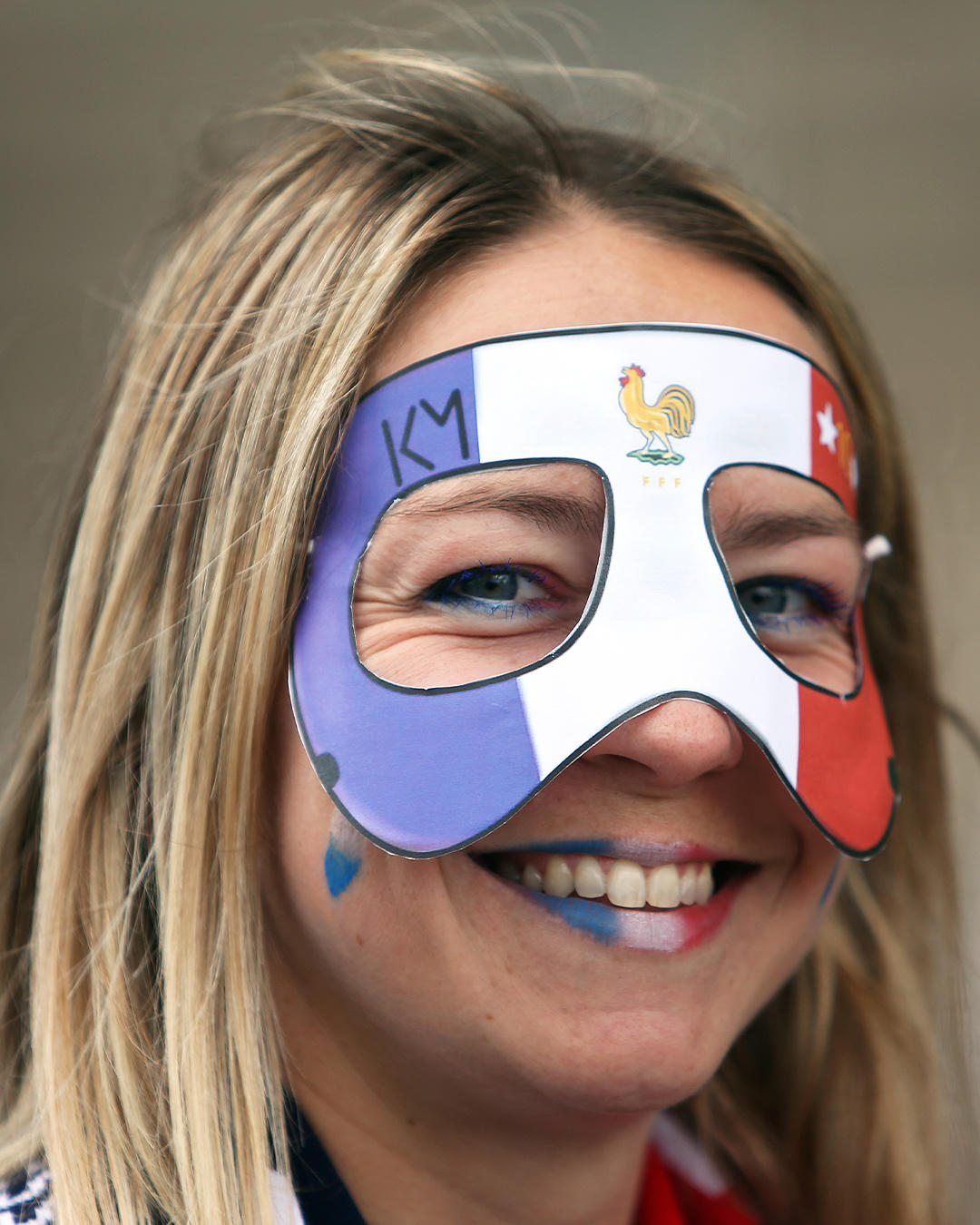 "Gà trống gáy vang" vào tứ kết