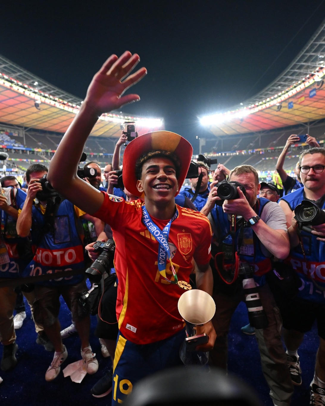 Người Tây Ban Nha 'thâu tóm' gần hết danh hiệu Quả Bóng Vàng