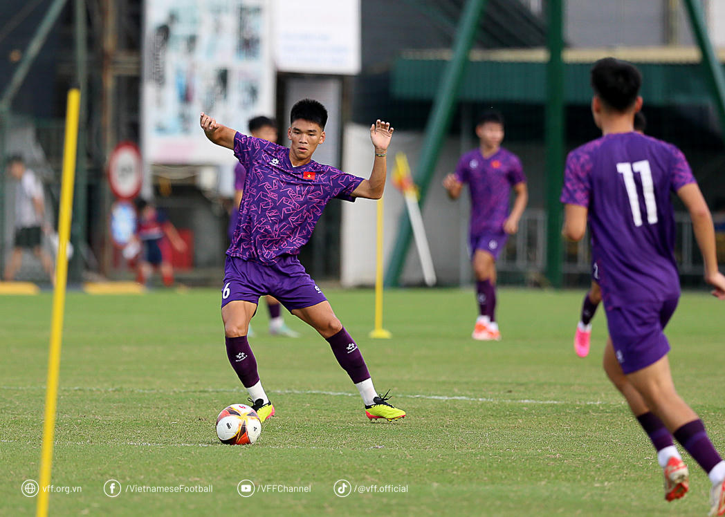 U20 Việt Nam thiếu quân trong đợt tập luyện