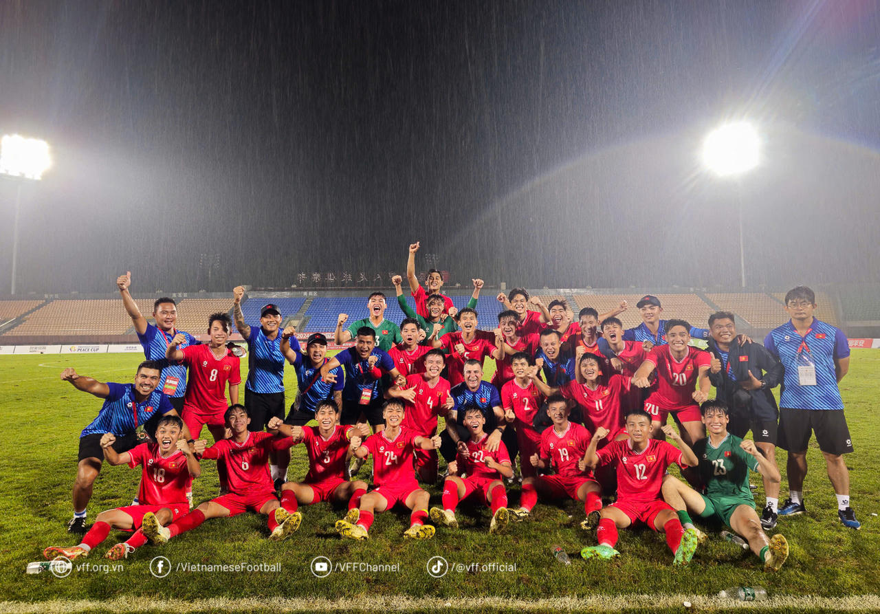 Việt Nam giành ngôi Á quân giải U16 quốc tế Peace Cup 2024