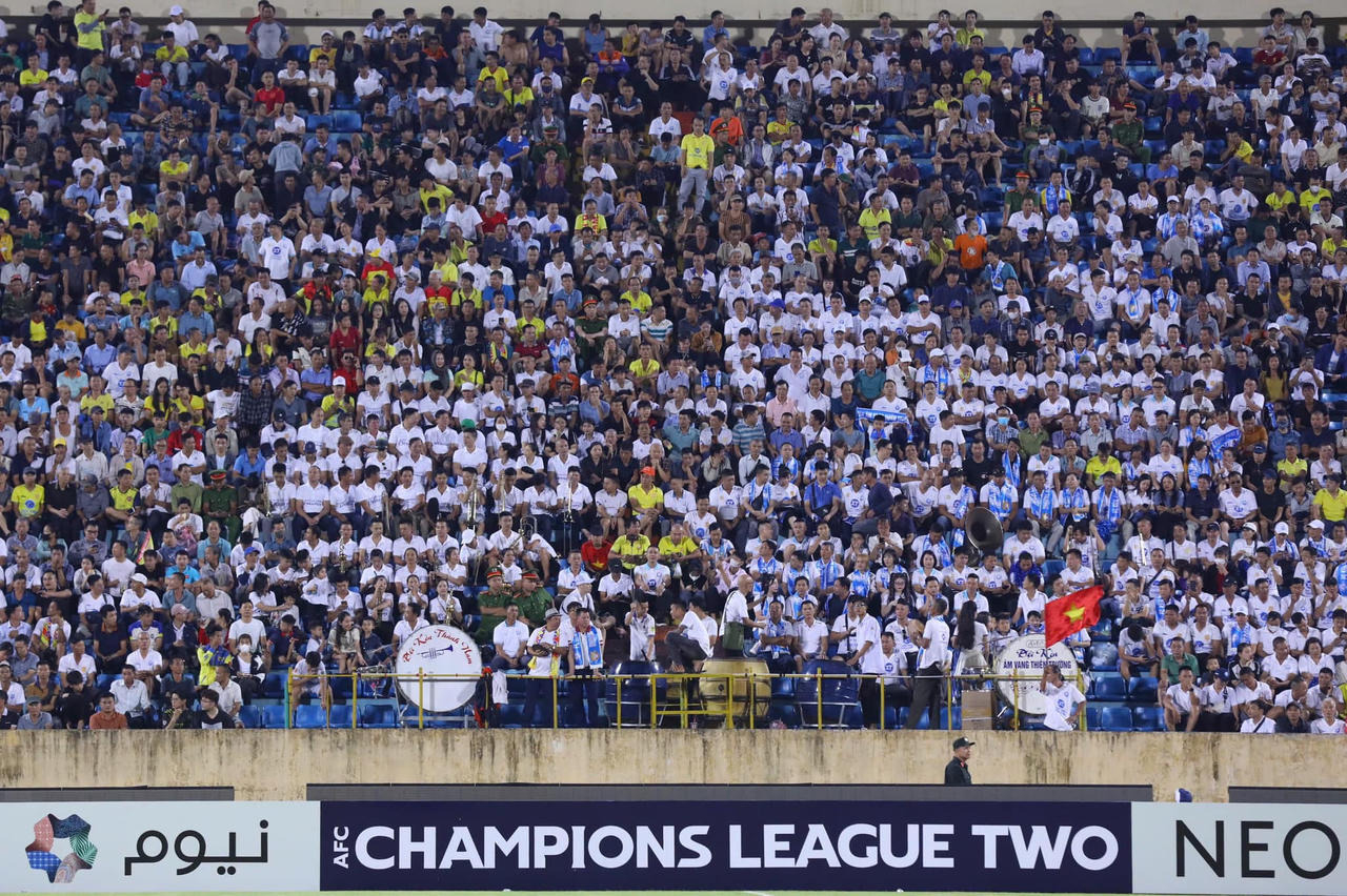 HLV Vũ Hồng Việt tiếc nuối khi hoà Bangkok United