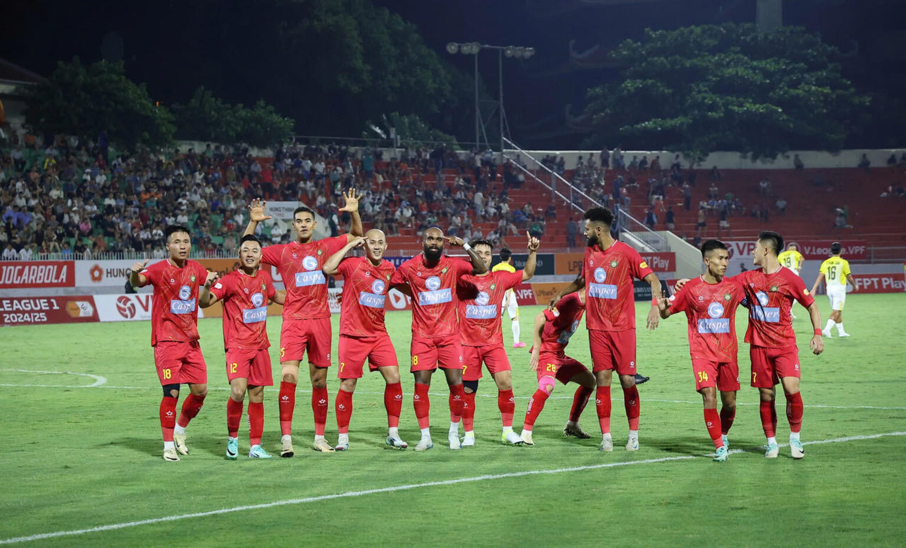 Vòng 4 V.League: Bất ngờ từ đội khách