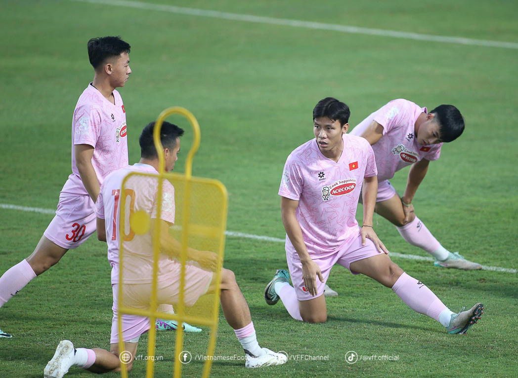 Trở lại thủ quân đội tuyển Quốc gia, Quế Ngọc Hải nói gì?