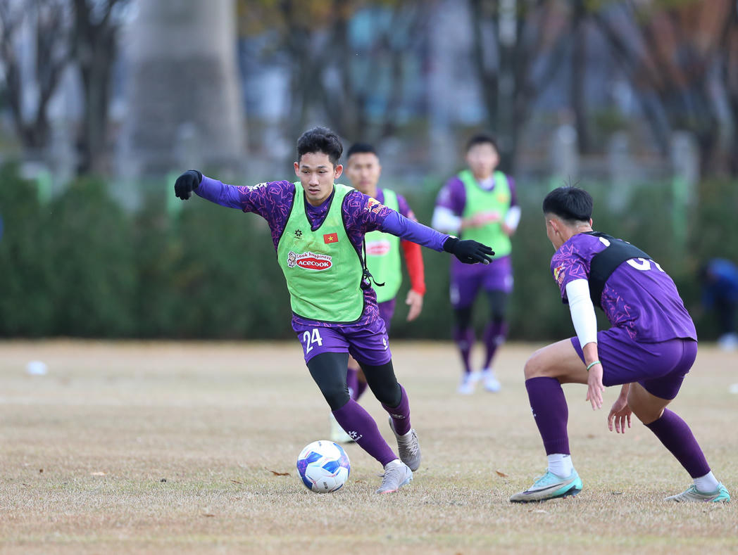 Quang Hải phải tập riêng