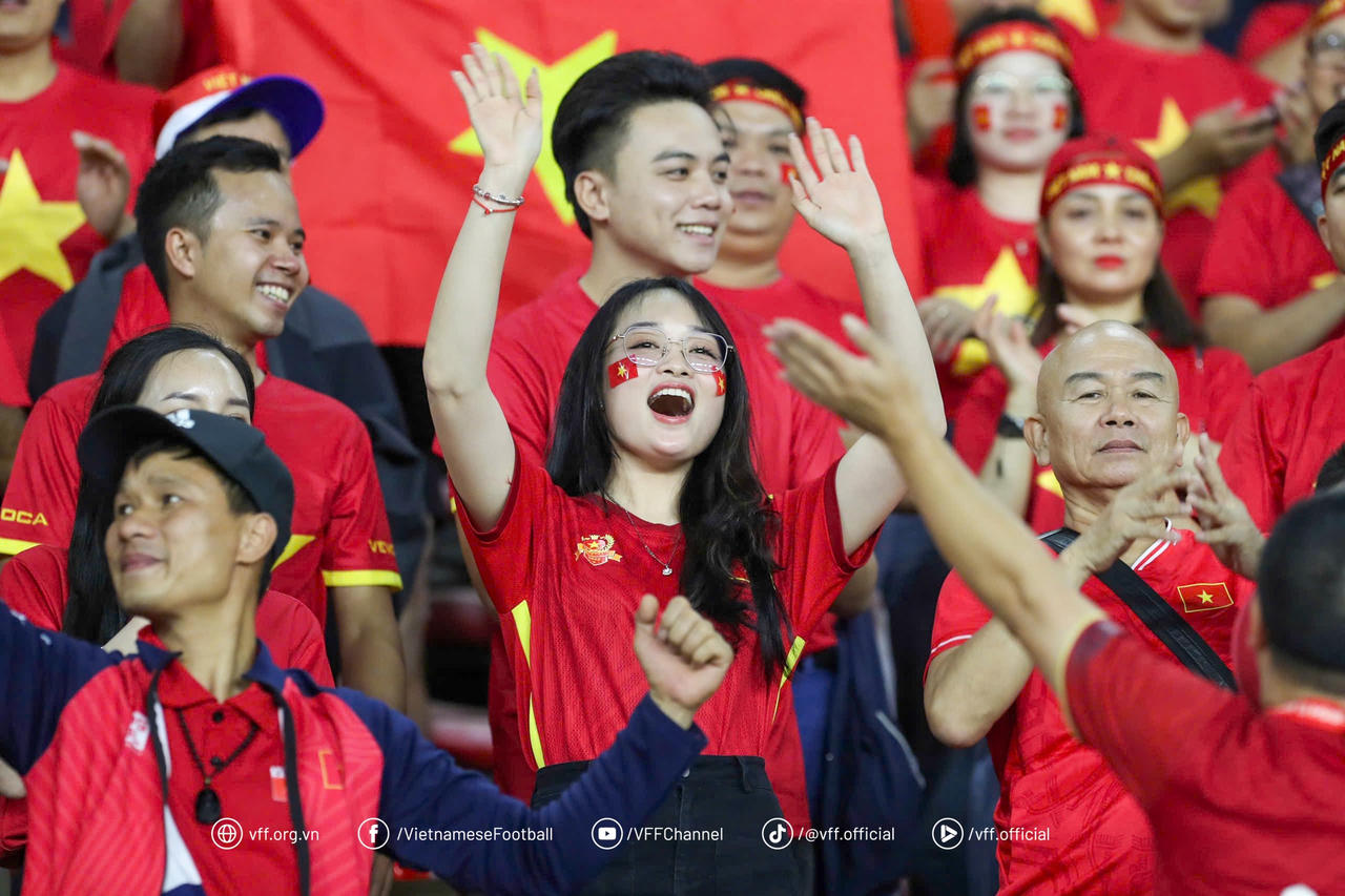 Đội tuyển Việt Nam thắng đậm Lào