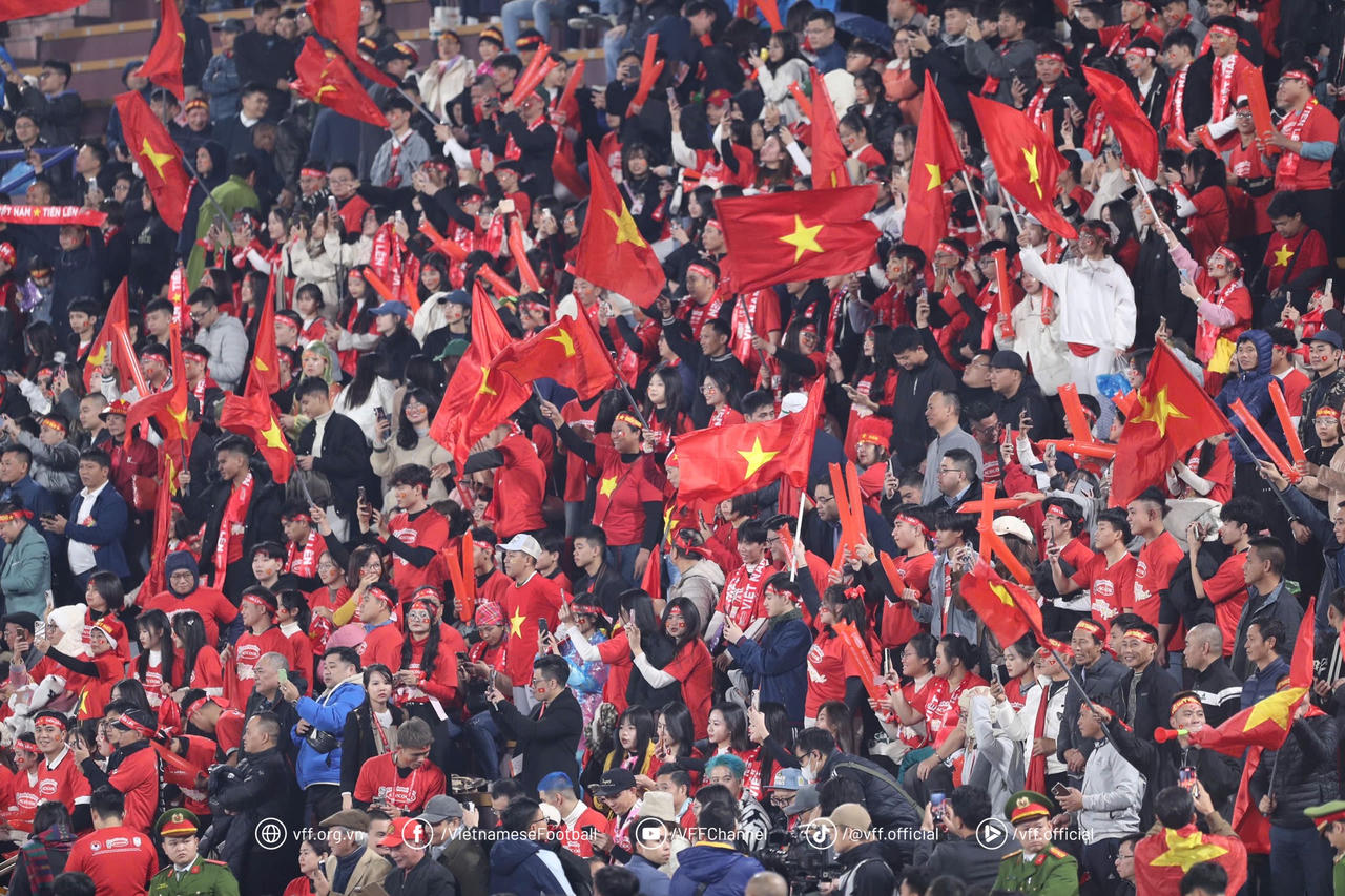 Quang Hải bùng nổ trong giá lạnh Việt Trì