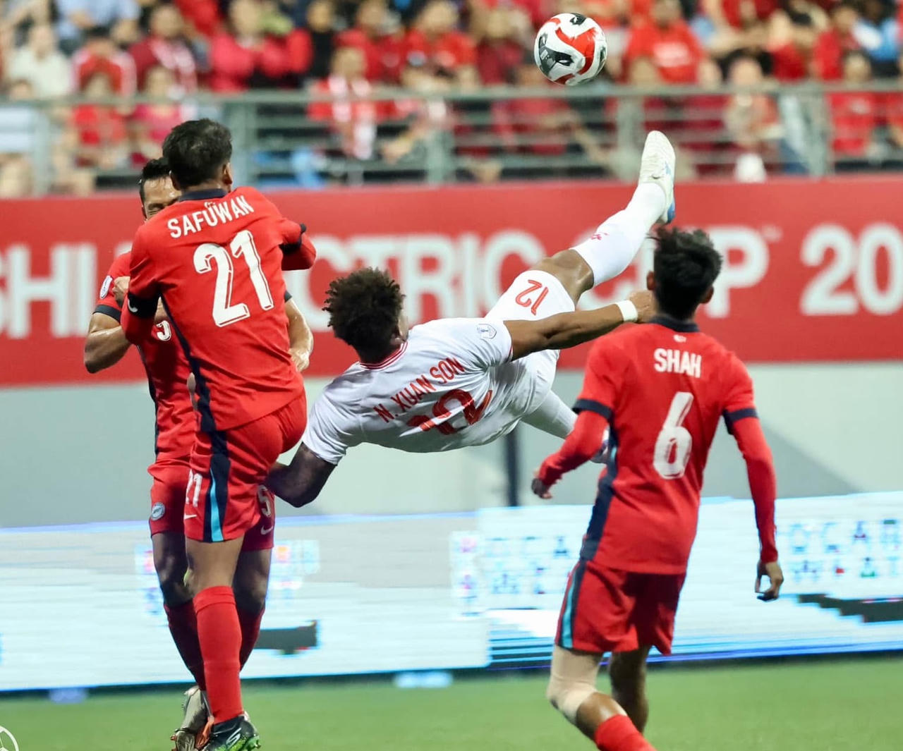 'Thắng 2-0 vẫn chưa nói lên điều gì'