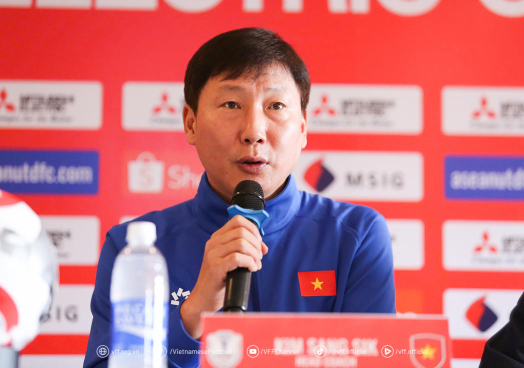 'Thắng 2-0 vẫn chưa nói lên điều gì'
