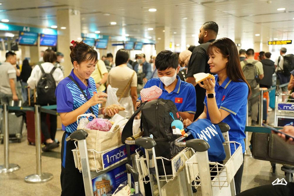 Đội tuyển Futsal Nữ Việt Nam lên đường sang Myanmar 