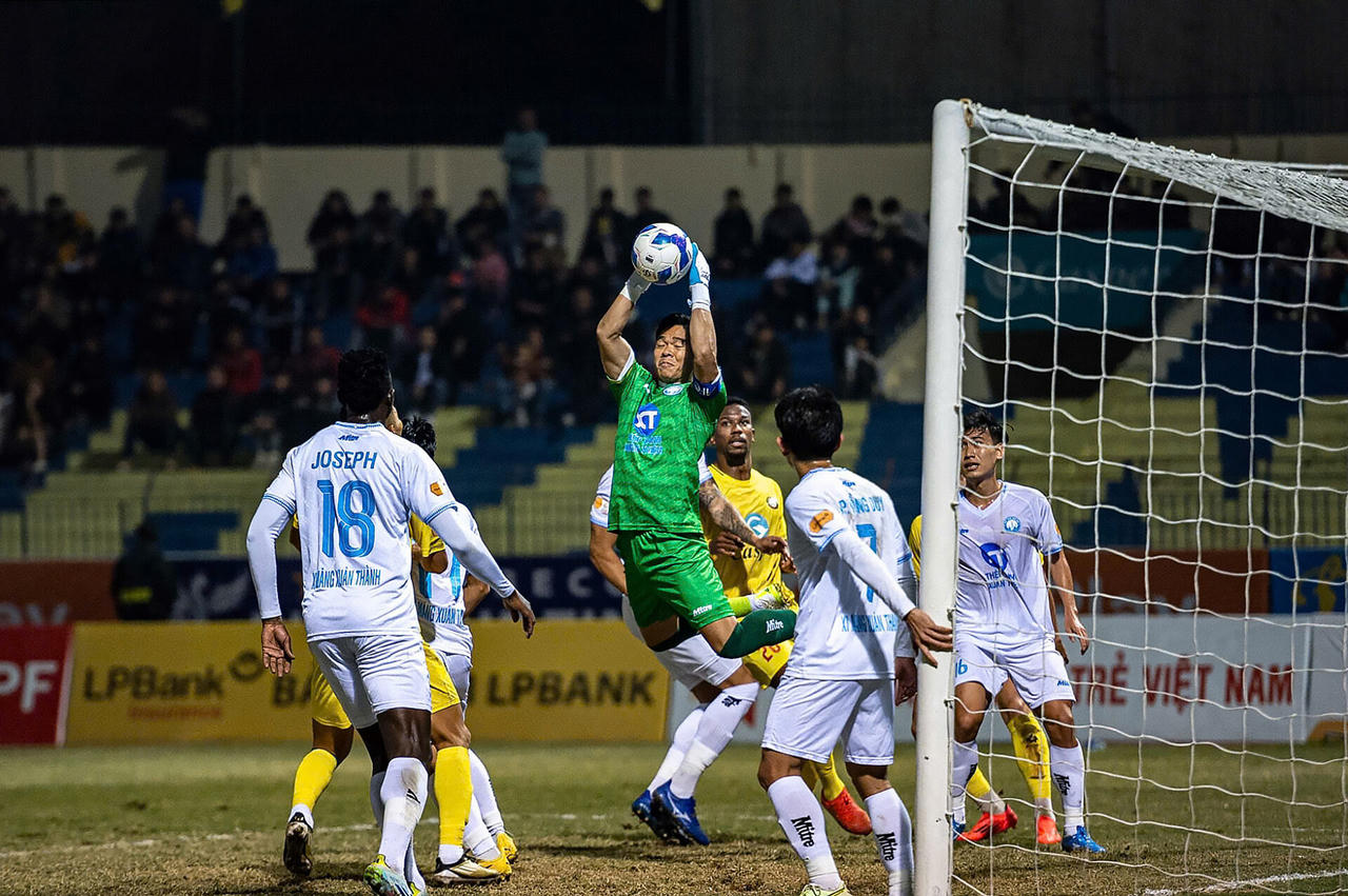 Trận đấu sớm vòng 12 V.League 2024/25: Thanh Hoá và Nam Định kìm chân nhau