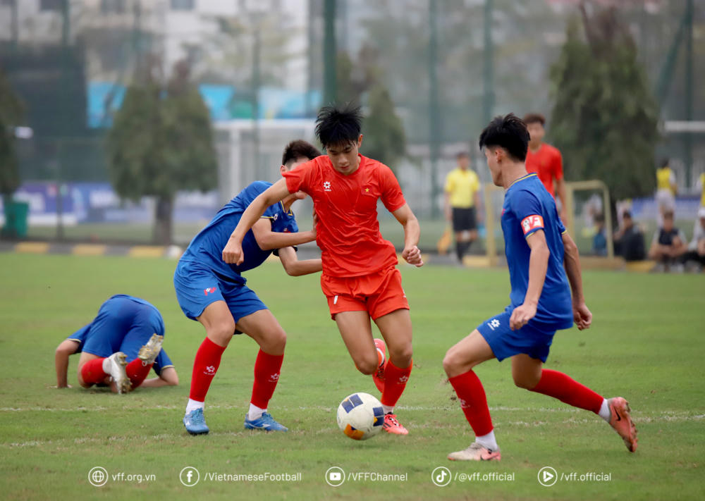 Đội tuyển U17 Việt Nam có chiến thắng 3-0 