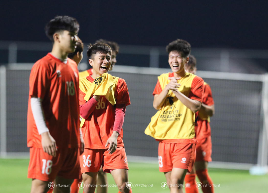  “Chúng ta chơi như trận chung kết”