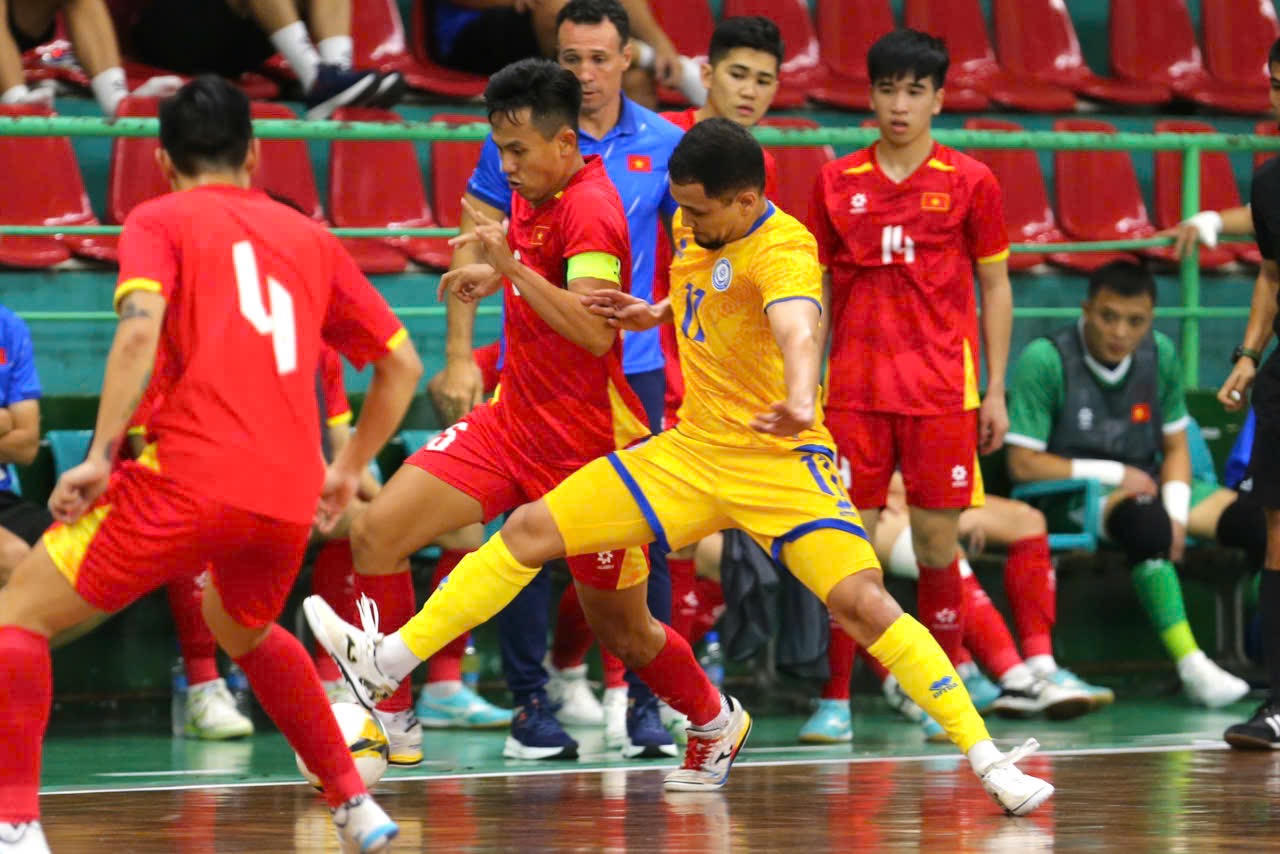 Futsal Việt Nam thắng đội đứng thứ 7 thế giới