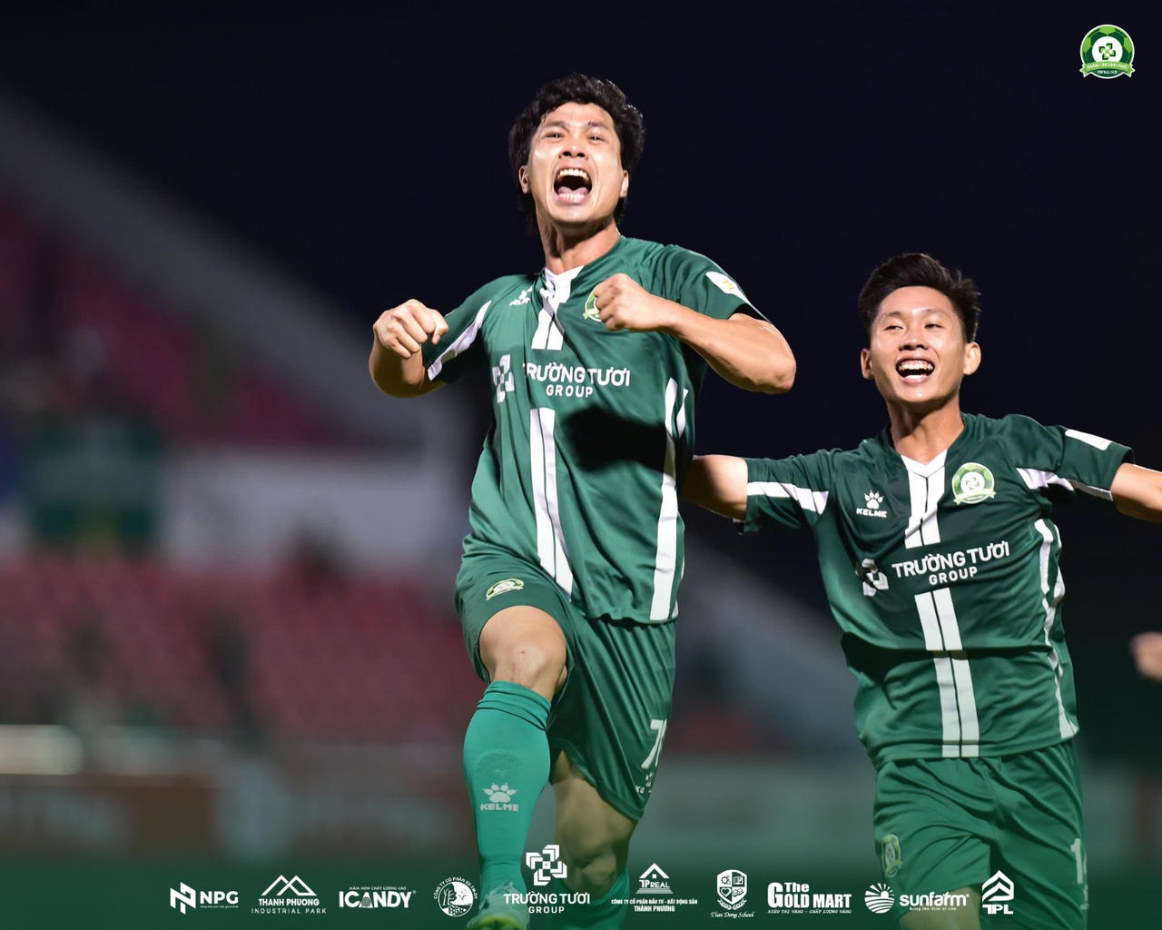 Công Phượng săn bàn ở giải hạng Nhất