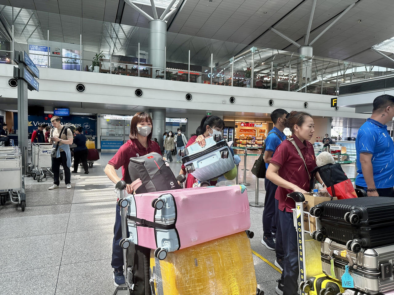 Đội tuyển futsal nữ Việt Nam lên đường sang Trung Quốc 