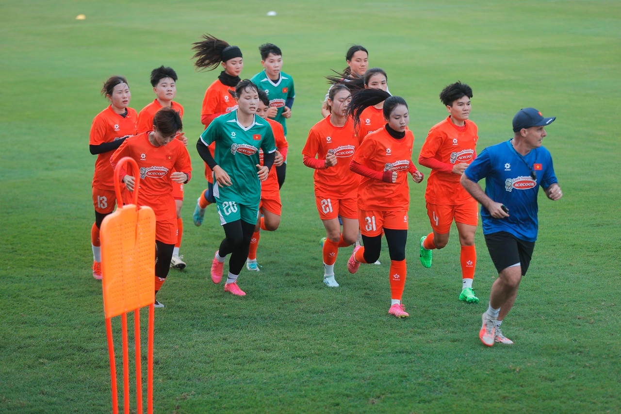 HLV Mai Đức Chung nói về thành viên trẻ 