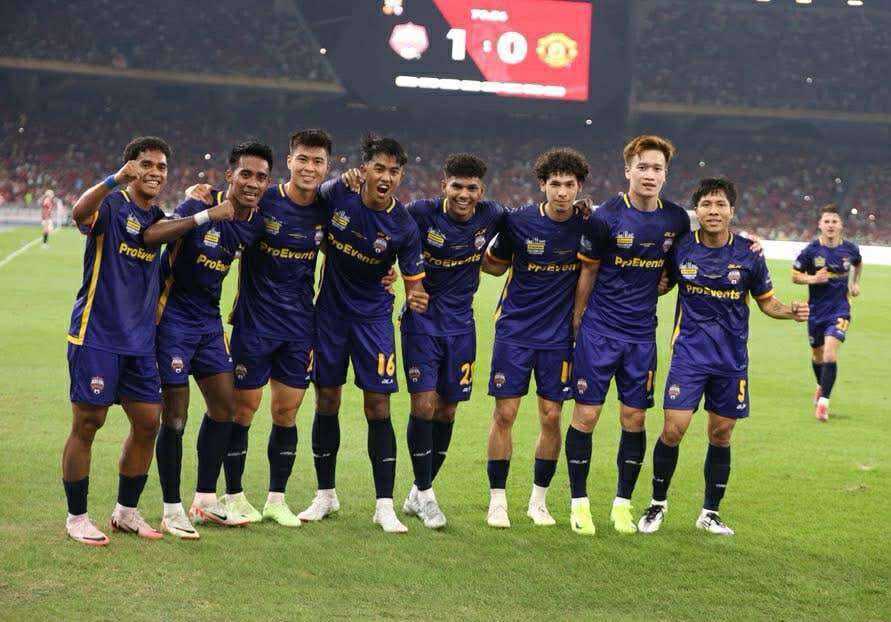 ASEAN All Stars thắng MU 1-0