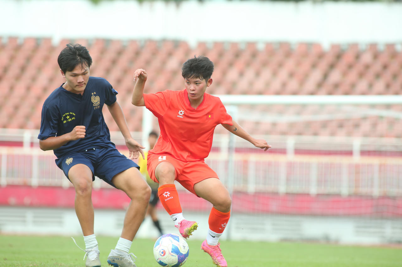 U19 thắng đậm trước giải Đông Nam Á