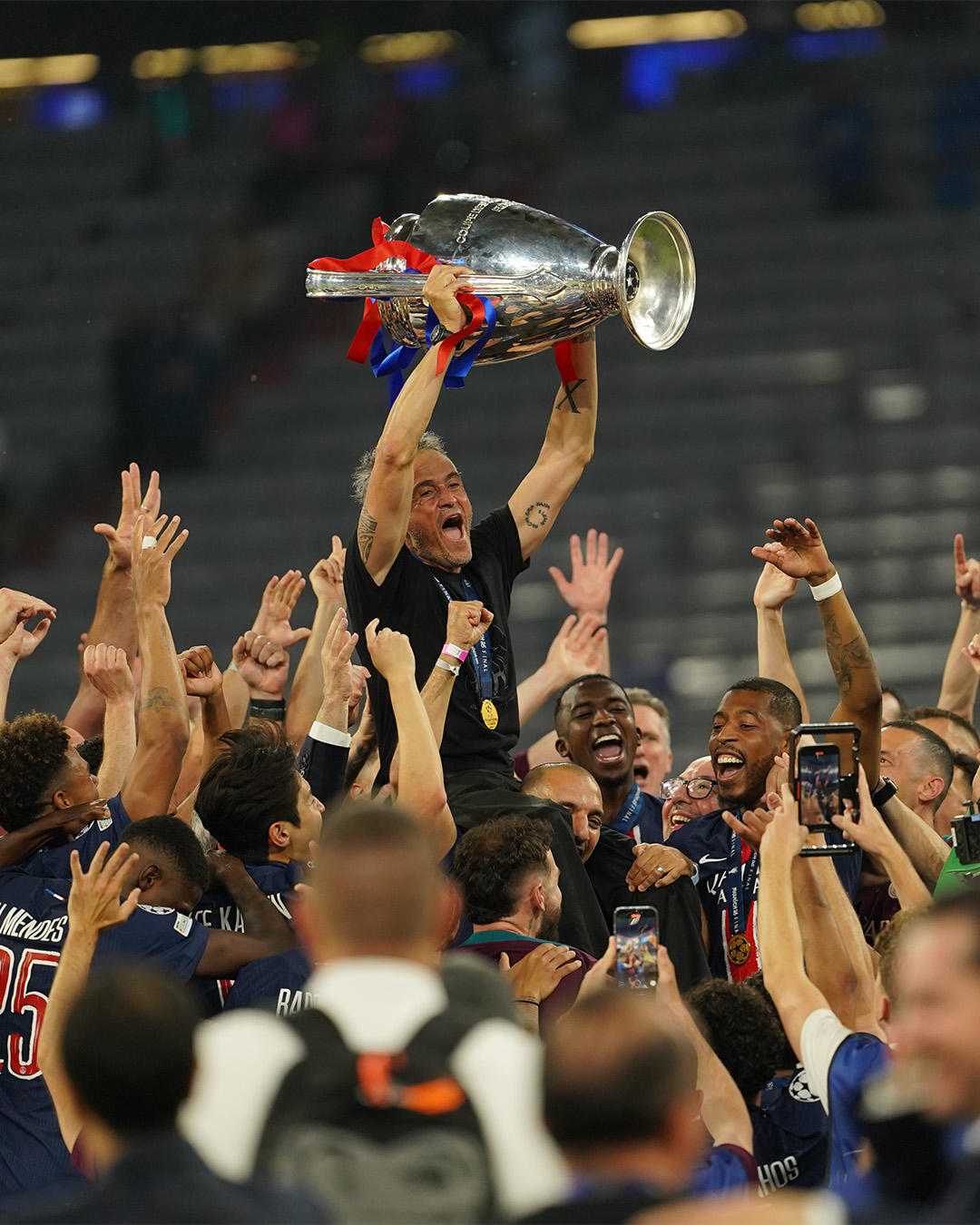 Món quà cho con của Enrique