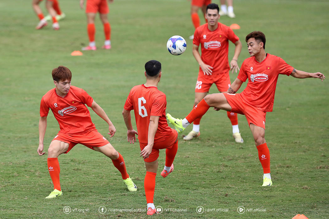 Tiền vệ Hoàng Đức nói về đối thủ Malaysia