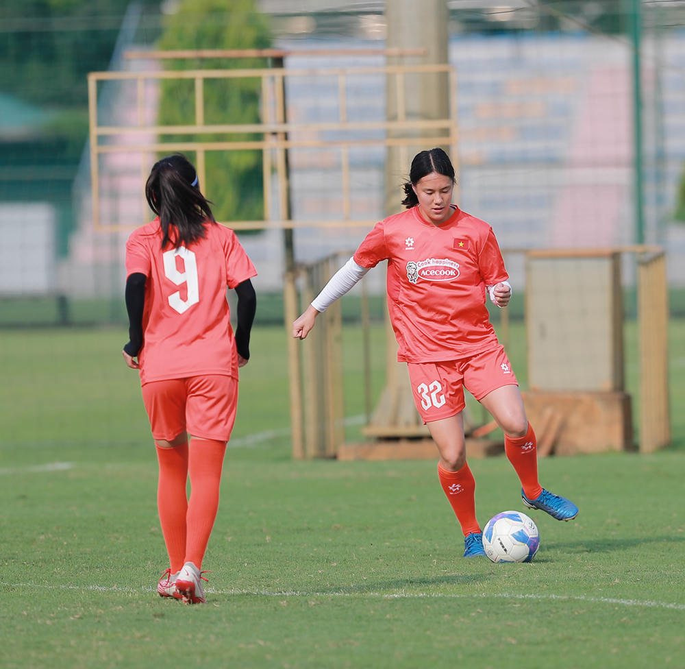 Trẻ hoá Đội tuyển nữ Việt Nam