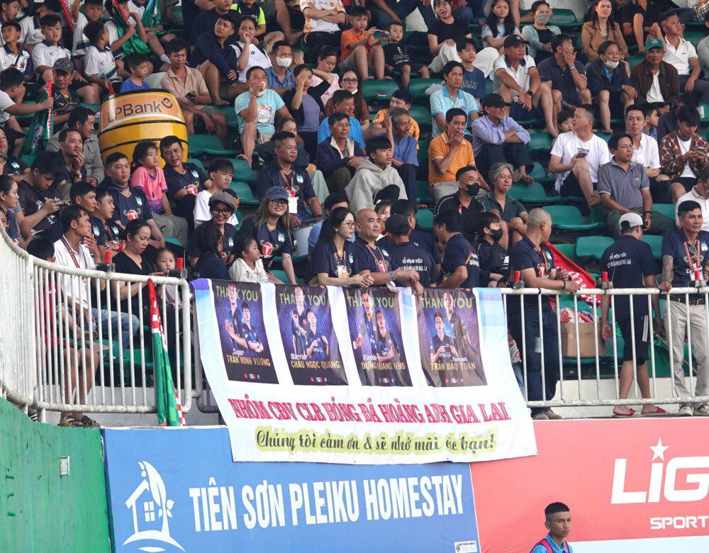 Minh Vương nói lời gan ruột khi chia tay Hoàng Anh Gia Lai