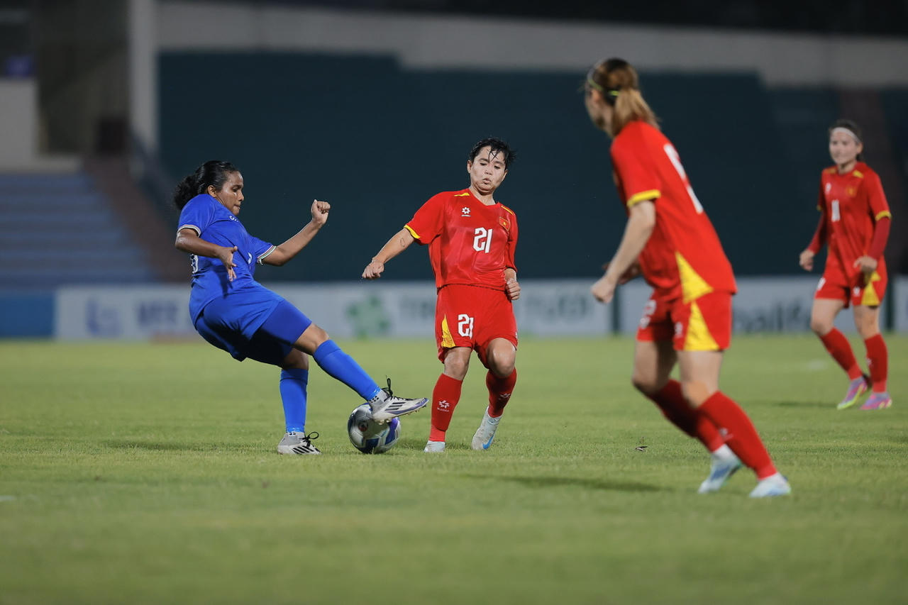 HLV Mai Đức Chung nói về quyết định không cho Huỳnh Như ra sân