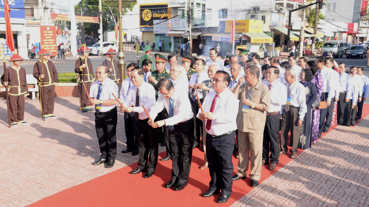 Kỷ niệm 160 năm Ngày anh hùng dân tộc Trương Định tuẫn tiết