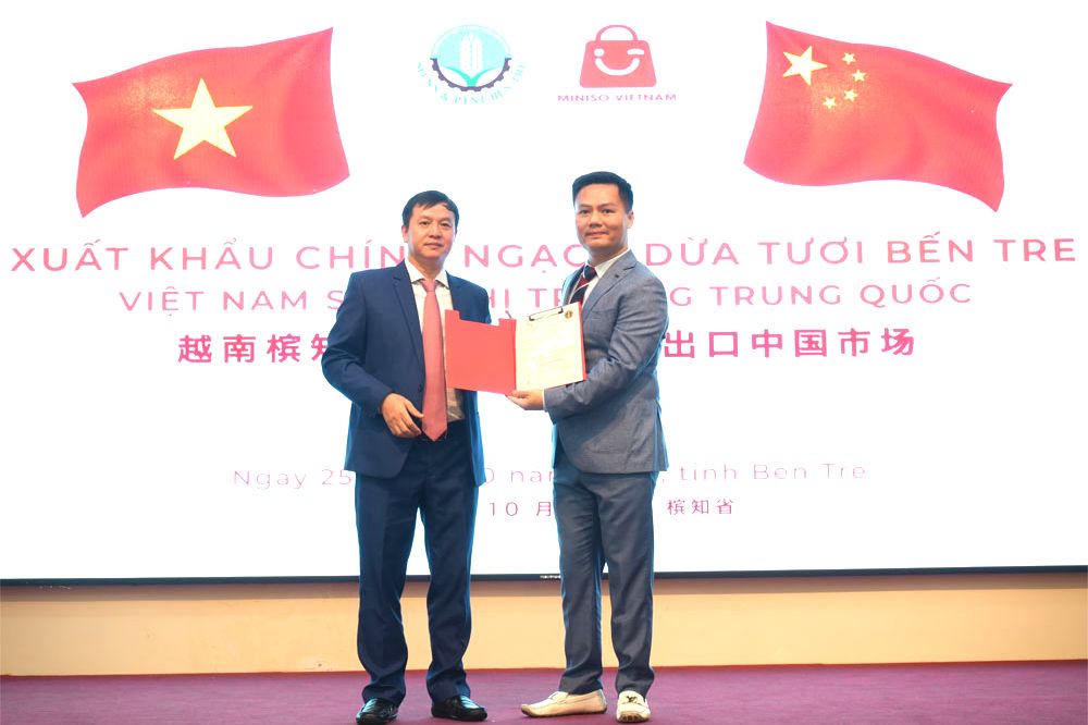 Dừa tươi Bến Tre sớm đưa tổng kim ngạch xuất khẩu dừa đạt mốc 1 tỷ USD 