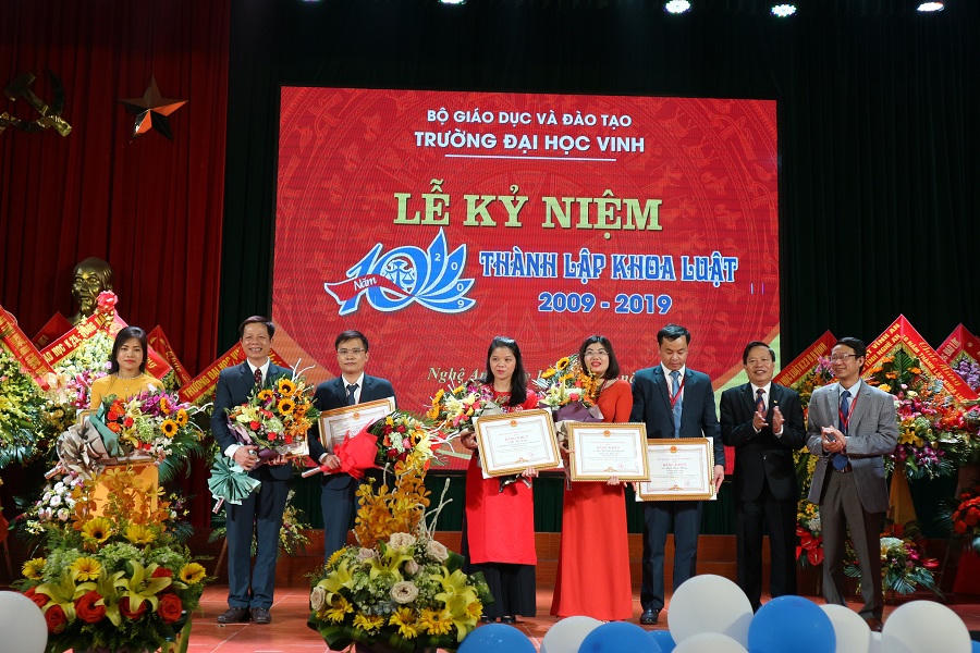 10 năm Khoa Luật Đại học Vinh: Nôi đào tạo ngành luật khu vực Bắc Trung Bộ
