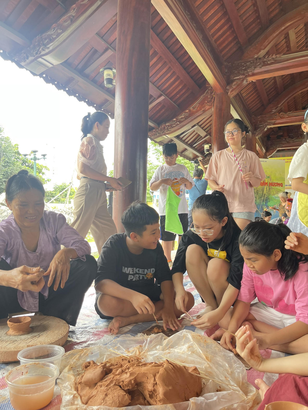 Trải nghiệm và đánh giá mô hình thí điểm phát triển kinh tế di sản Nghệ An