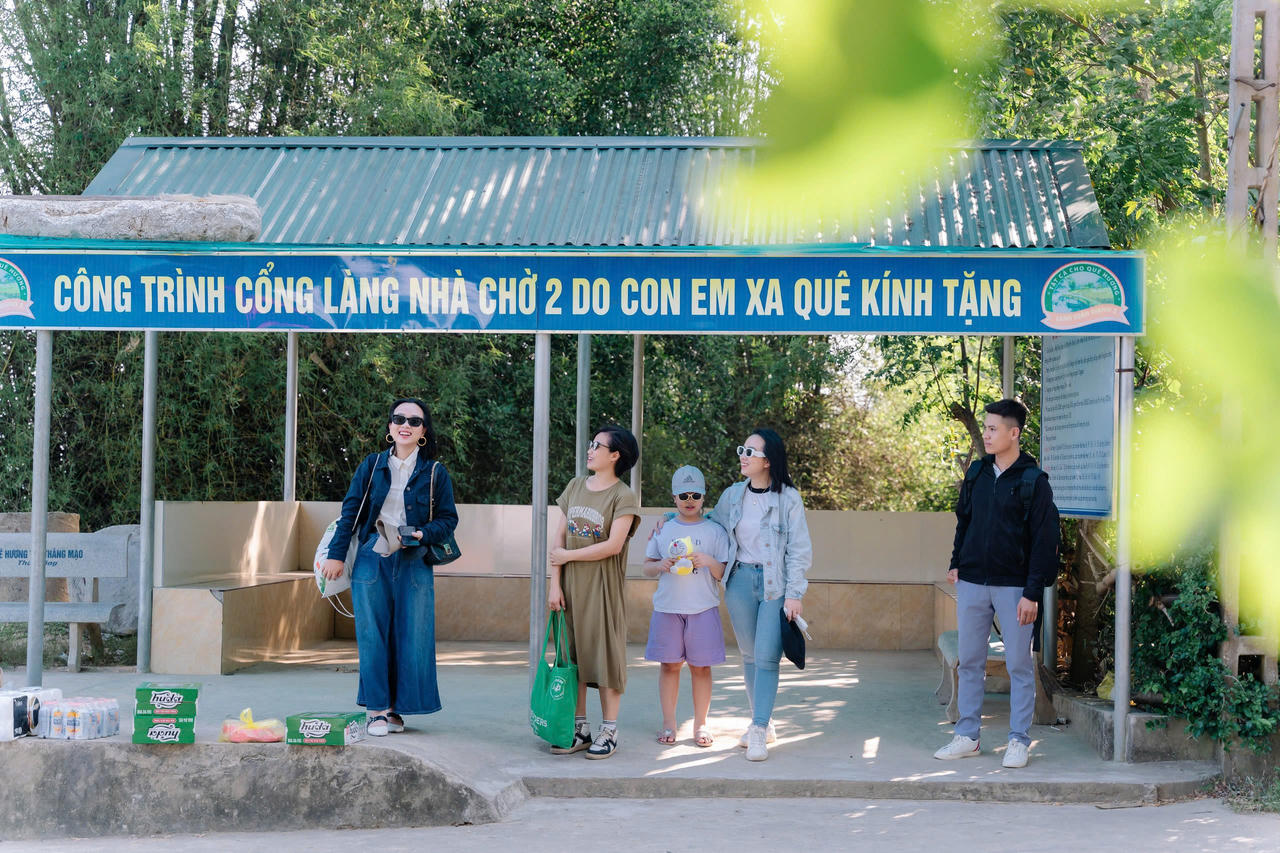 Du lịch ‘sống chậm’ tại ‘ốc đảo’ Hồng Lam