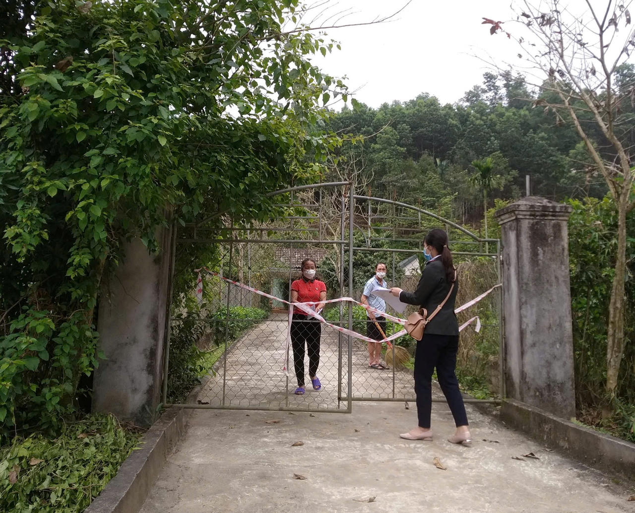 ‘Giải mã’ vụ tranh chấp đất rừng gần một thập kỷ: Sức mạnh tổng lực và cuộc đối thoại bất ngờ trước ngày cưỡng chế