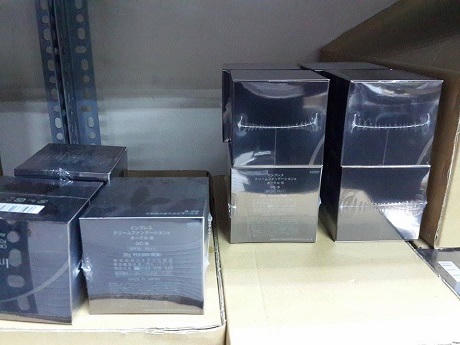 Phát hiện hàng loạt mỹ phẩm Kanebo “hết đát” được bày bán công khai