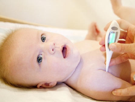 Giúp trẻ “đánh đuổi” cảm giác khó chịu khi mọc răng