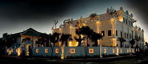 “Điểm mặt” khối tài sản khổng lồ của đại gia Khải Silk