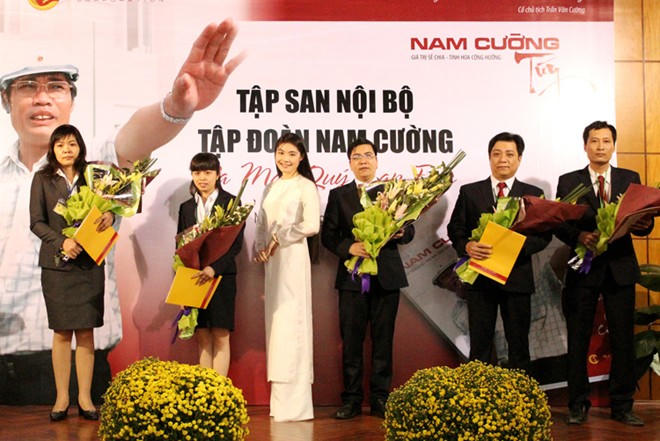 Ái nữ tài sắc kế nghiệp kinh doanh nhà đại gia Việt 